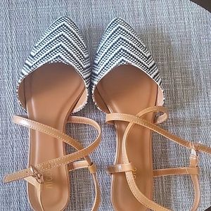 Black & white sandals with tan straps